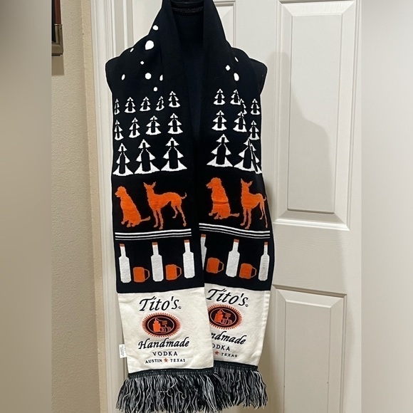 Titos Vodka Austin Texas Heavyweight Neck Scarf 7”X 72” - Picture 8 of 9